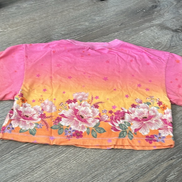 Rarely used Grow crop top by young connection. - Picture 2 of 3